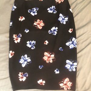Vince Camuto Floral Pencil Skirt